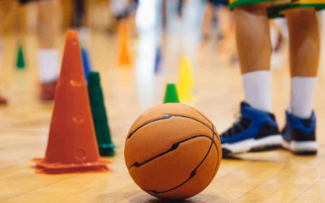 Reviens ! (3/5) – Jeu pour enfants – Jouer au basket avec les enfants